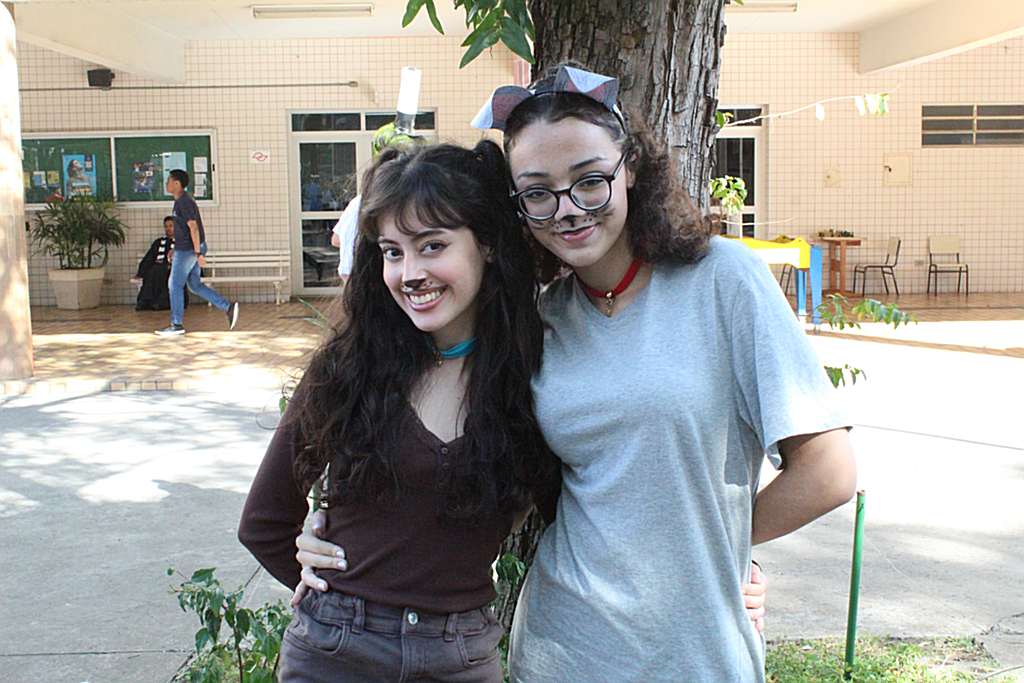 EM-trote-personagens-ensino-medio (2)