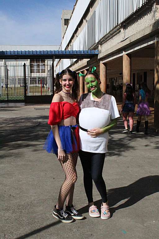 EM-trote-personagens-ensino-medio (28)