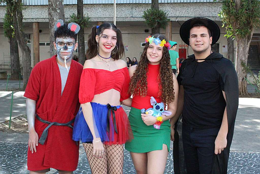 EM-trote-personagens-ensino-medio (9)